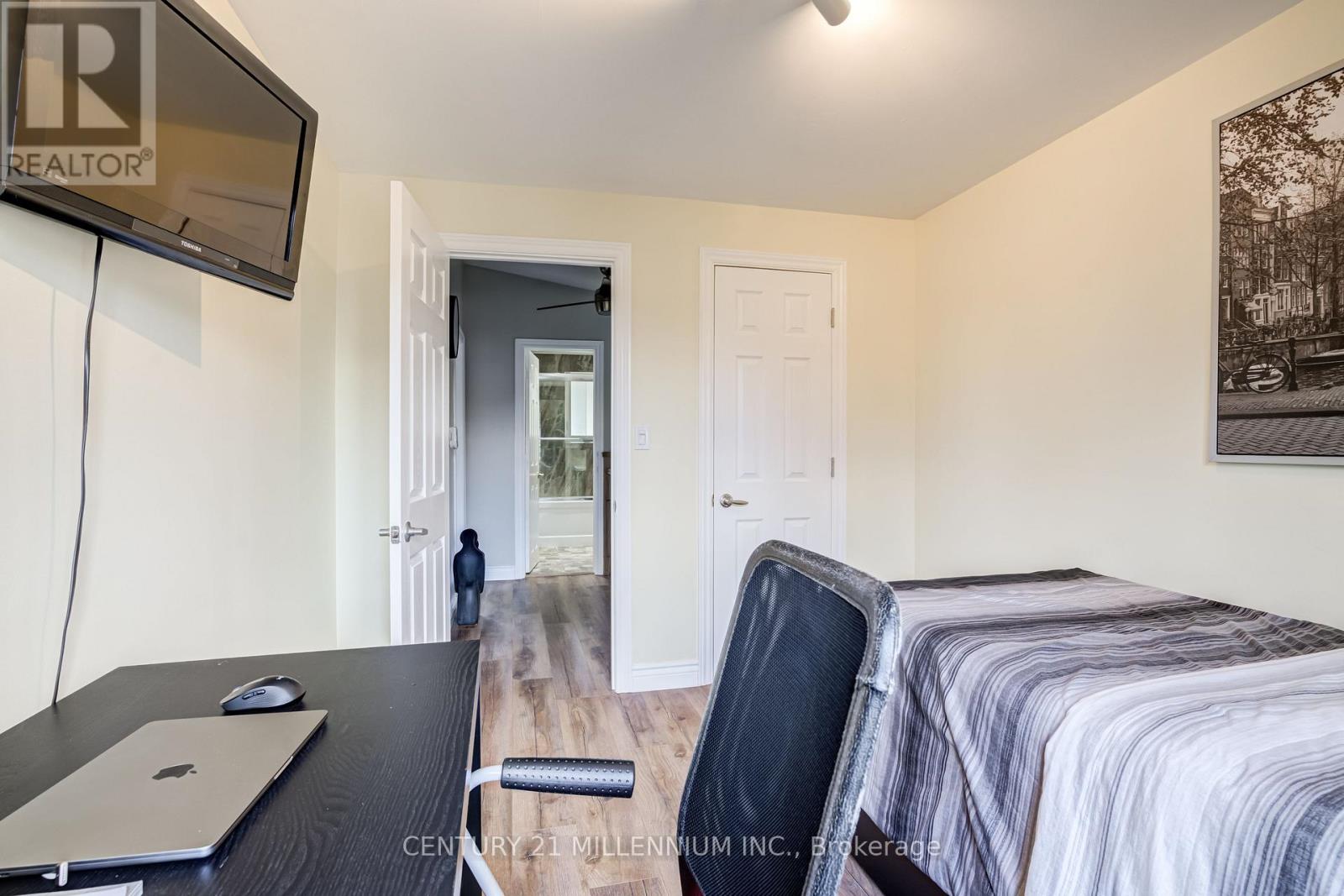 26 Alston Court, Brampton, Ontario  L6W 3B6 - Photo 19 - W13675832