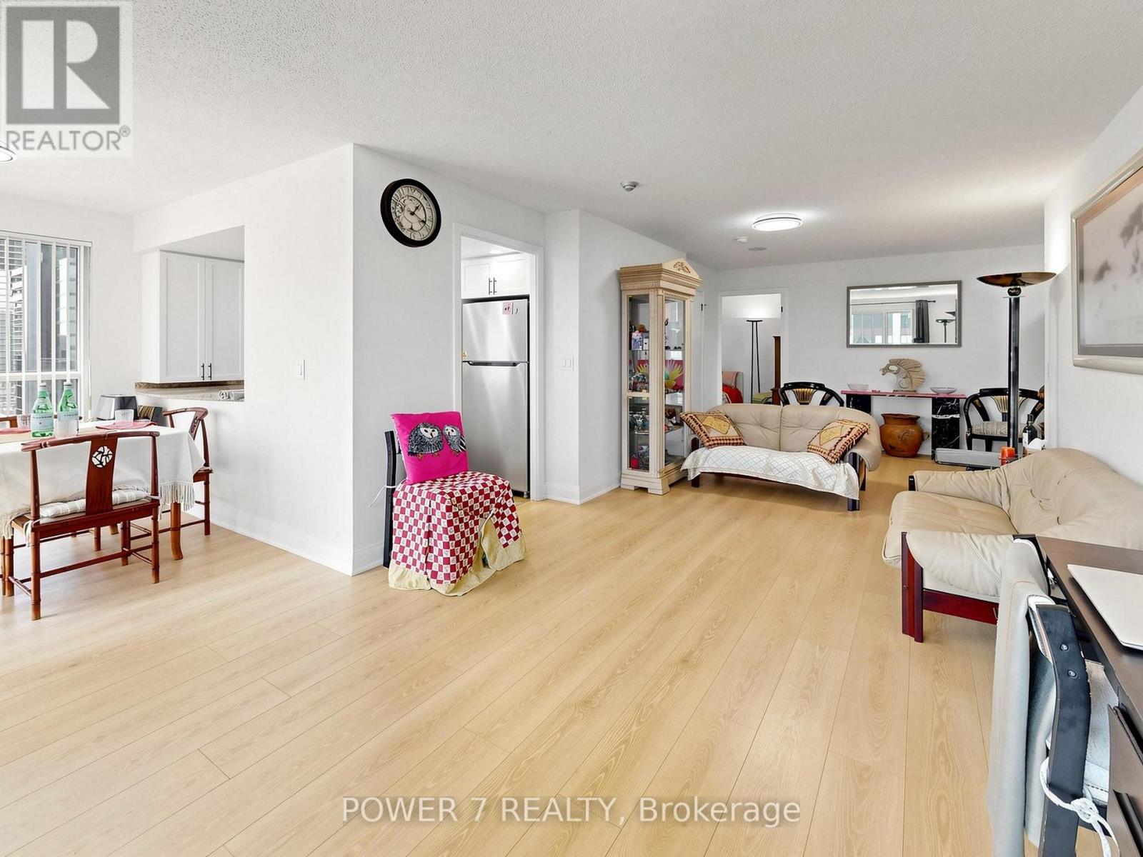 2512 - 8 Park Road, Toronto, Ontario  M4W 3S5 - Photo 11 - C13650290