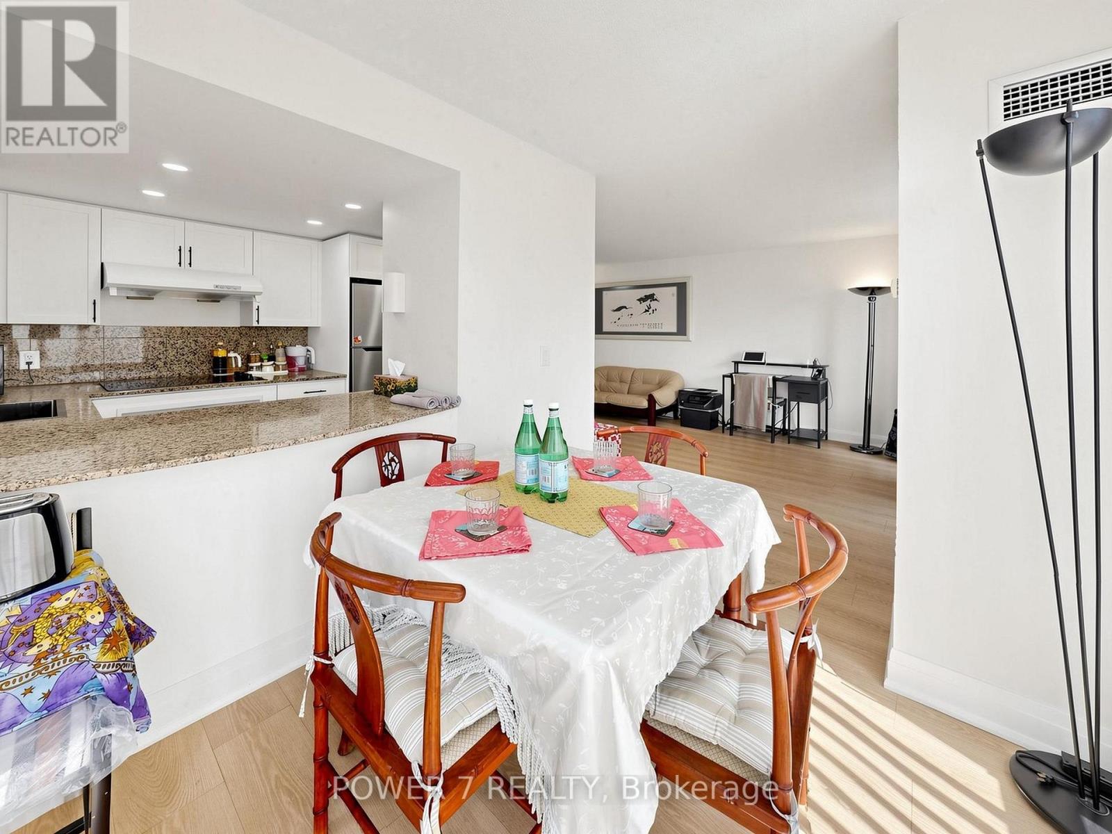 2512 - 8 Park Road, Toronto, Ontario  M4W 3S5 - Photo 14 - C13650290