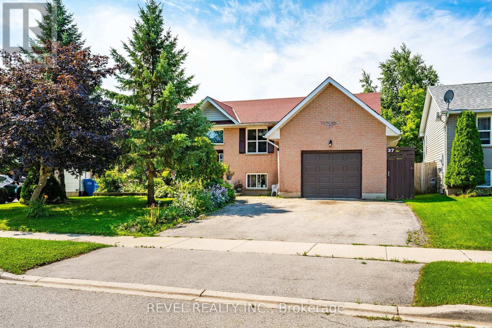 37 Wilson Crescent, Southgate, Ontario  N0C 1B0 - Photo 1 - X13675580
