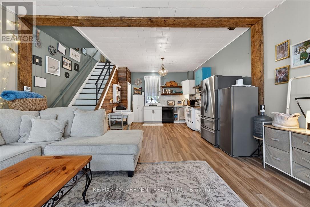 A&b - 18 King Street, Haldimand, Ontario  N0A 1E0 - Photo 4 - X13675632