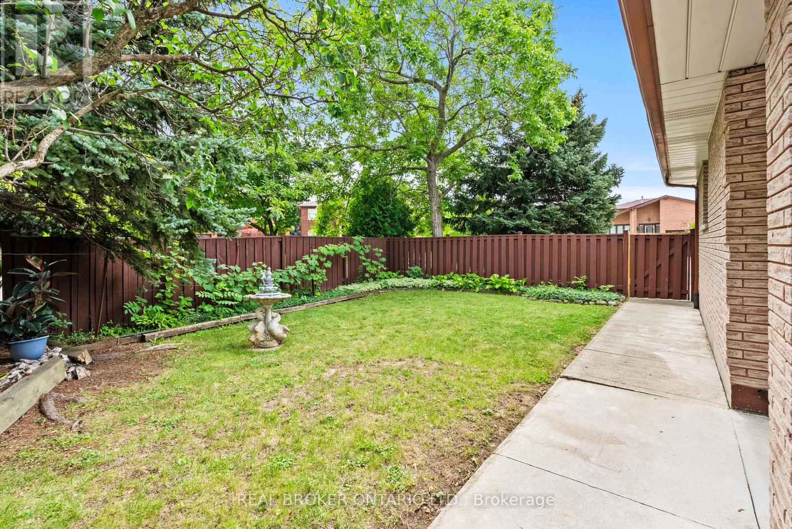 87 Monte Drive, Hamilton, Ontario  L8G 4M4 - Photo 36 - X13675766