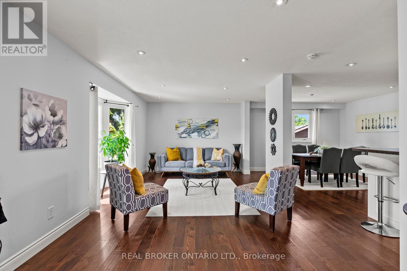 87 Monte Drive, Hamilton, Ontario  L8G 4M4 - Photo 8 - X13675766