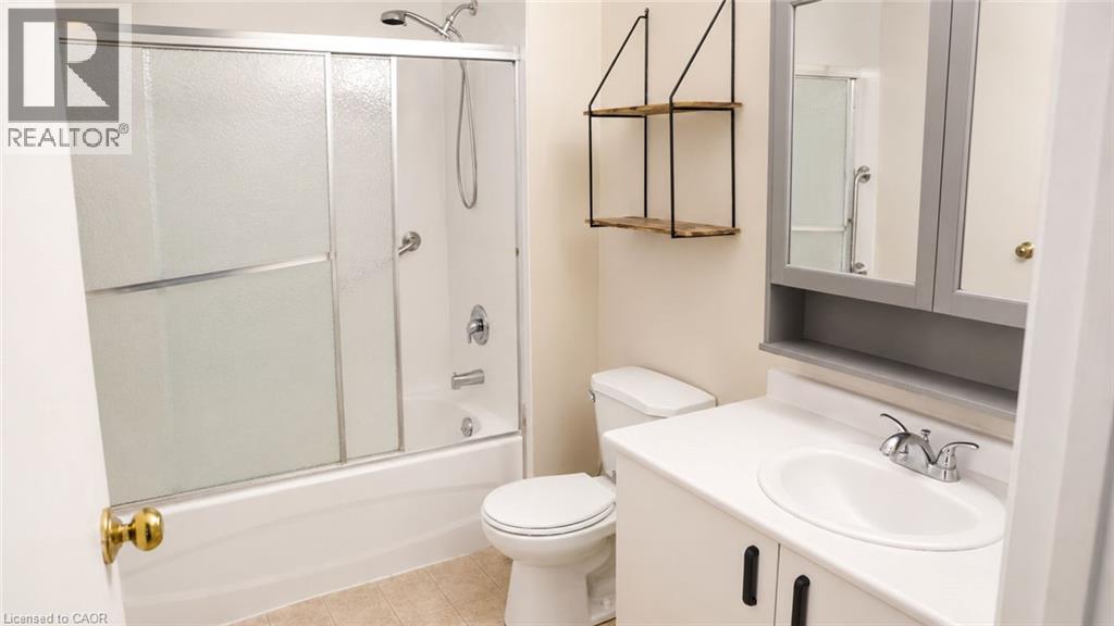 10 Holborn Court Unit# 38, Kitchener, Ontario  N2A 3Y9 - Photo 11 - 40848484