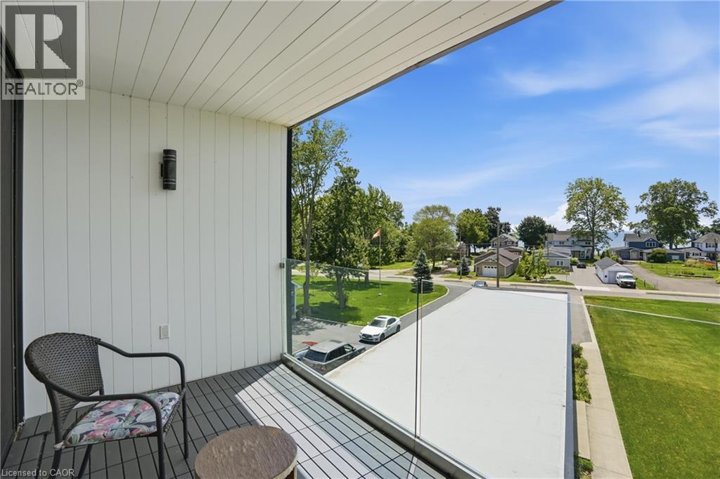 888 Edgemere Road, Fort Erie, Ontario  L2A 1A8 - Photo 24 - 40848641