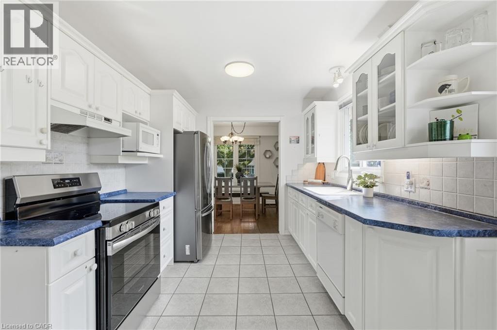 596 Louise Drive, Burlington, Ontario  L7L 2T9 - Photo 19 - 40853280