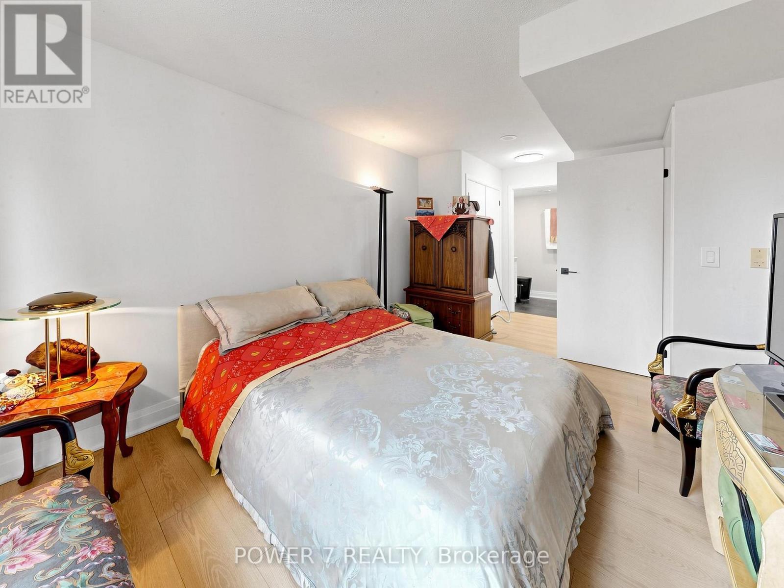 2512 - 8 Park Road, Toronto, Ontario  M4W 3S5 - Photo 22 - C13650290