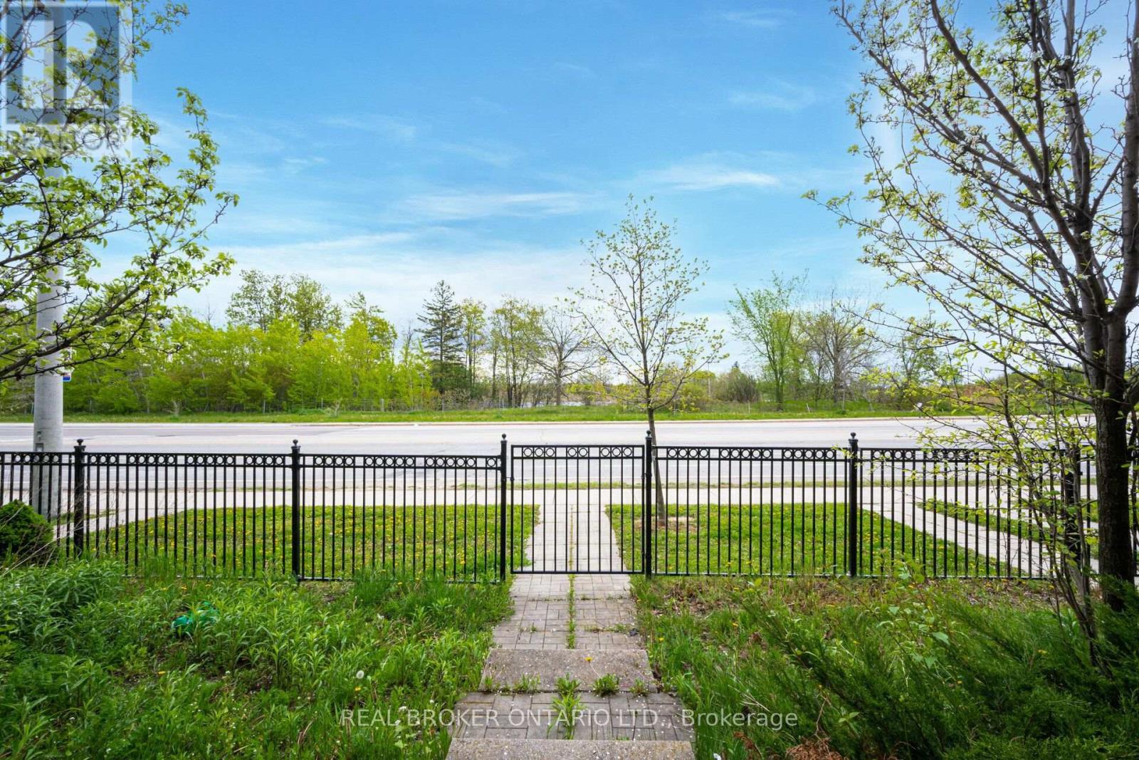 50 Magdalene Crescent, Brampton, Ontario  L6Z 0G8 - Photo 15 - W13585288