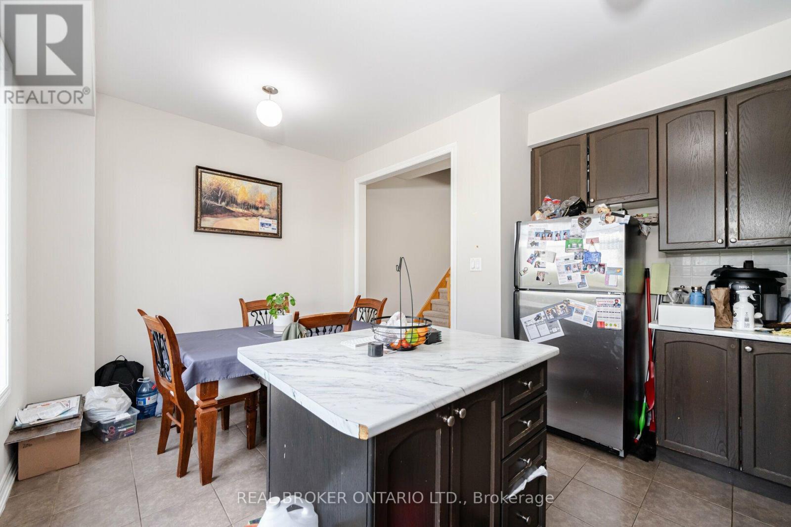 50 Magdalene Crescent, Brampton, Ontario  L6Z 0G8 - Photo 7 - W13585288