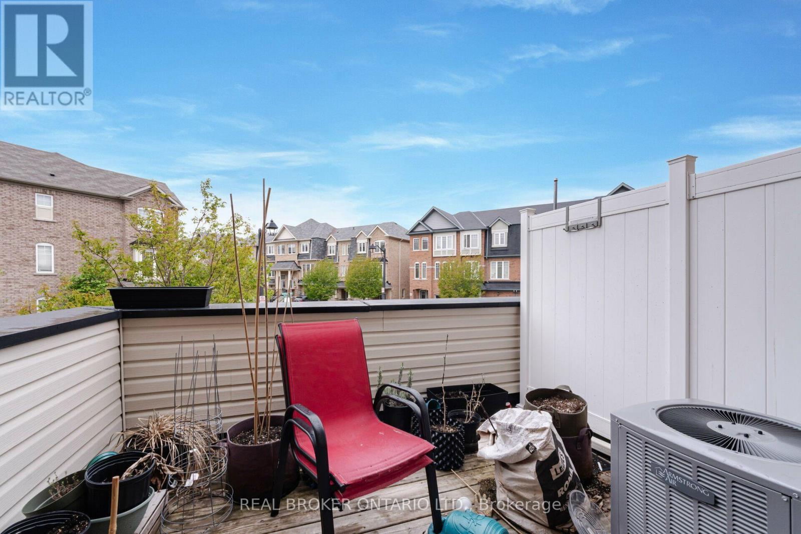 50 Magdalene Crescent, Brampton, Ontario  L6Z 0G8 - Photo 8 - W13585288