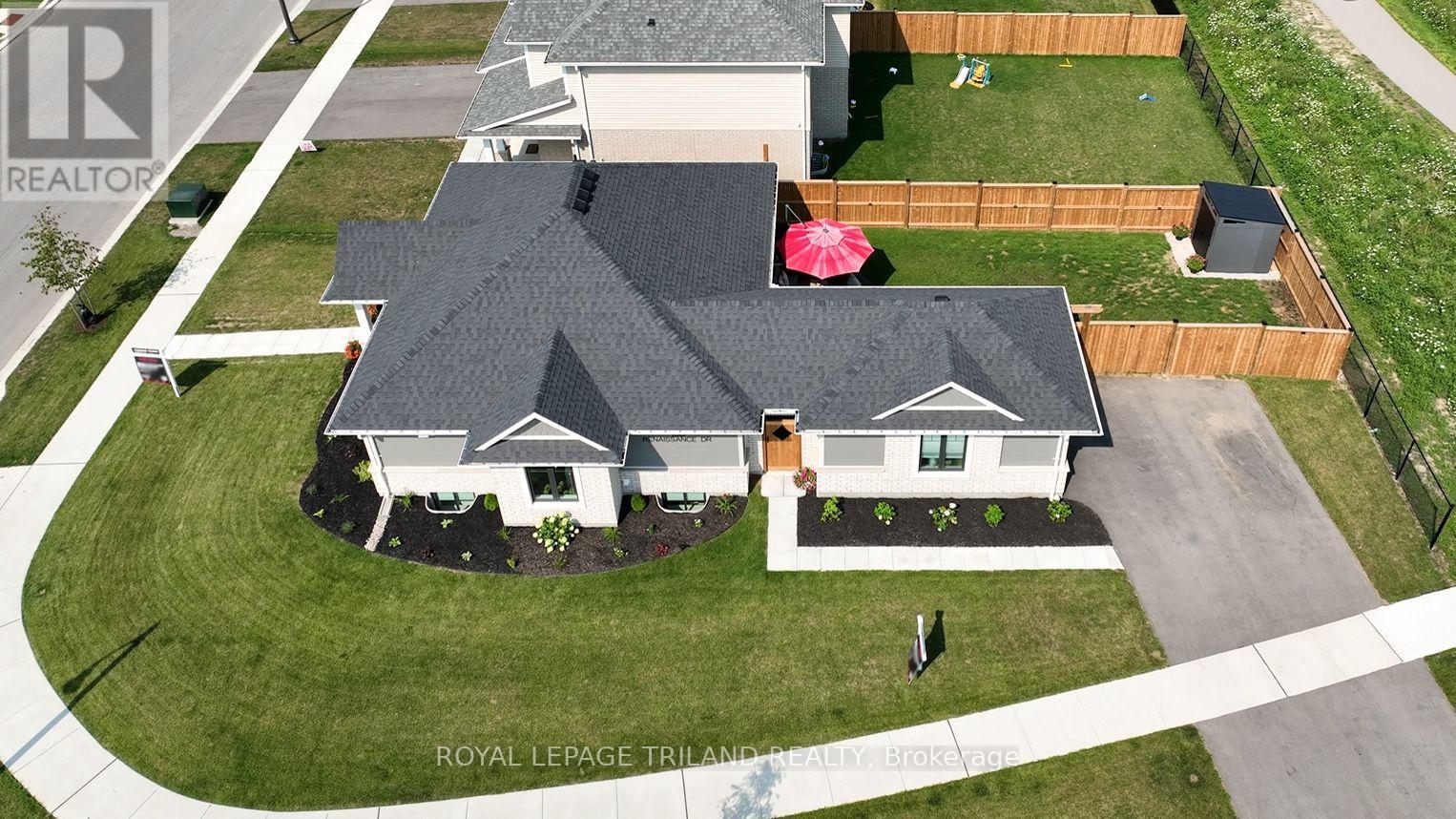 138 RENAISSANCE DRIVE, St. Thomas, Ontario