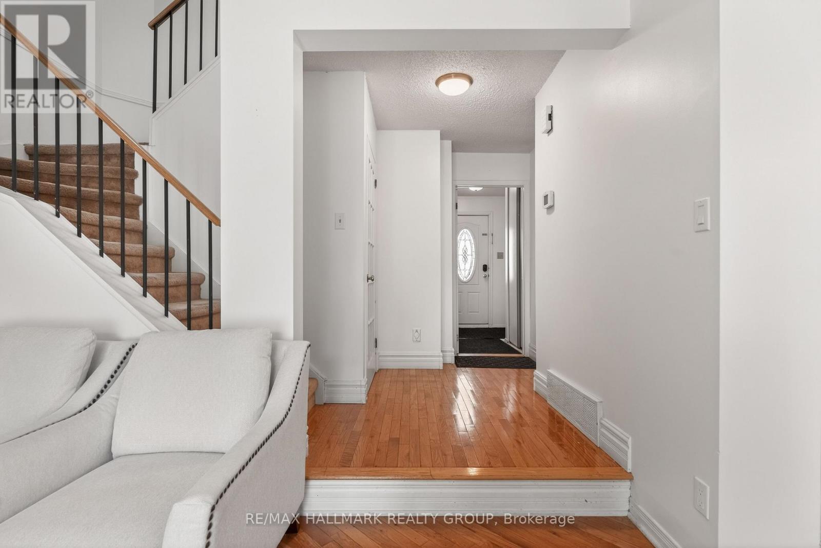 1769 Bromont Way, Ottawa, Ontario  K1C 5K1 - Photo 12 - X13565708
