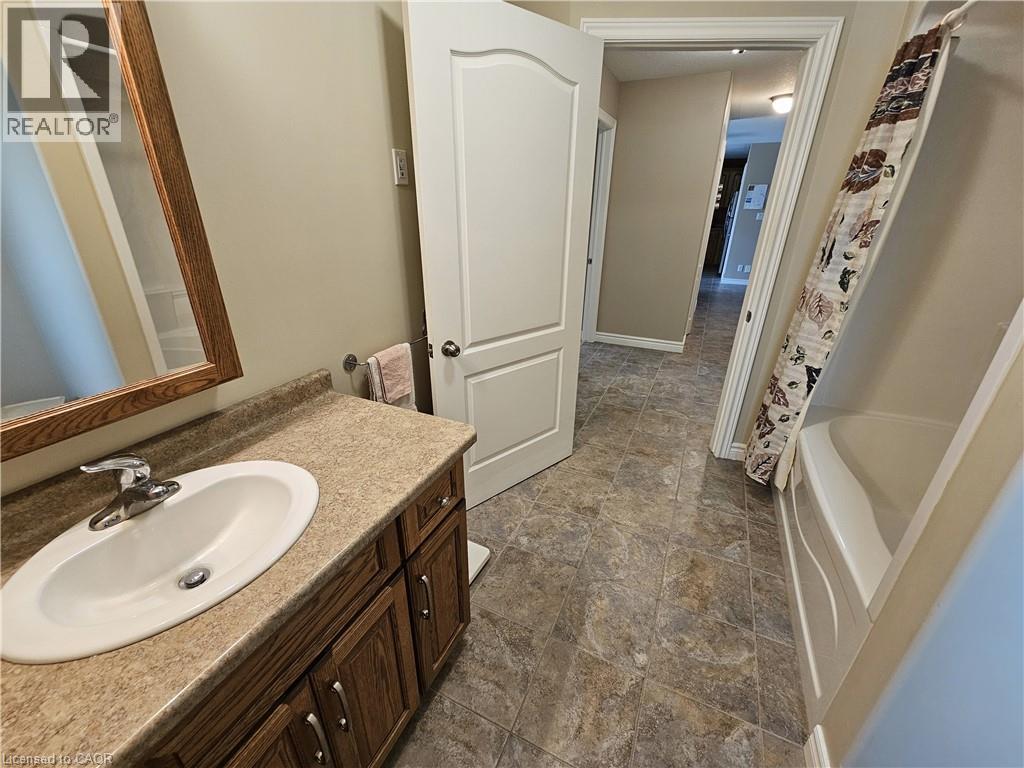 39 Ross Avenue N, Simcoe, Ontario  N3Y 0B2 - Photo 25 - 40837216