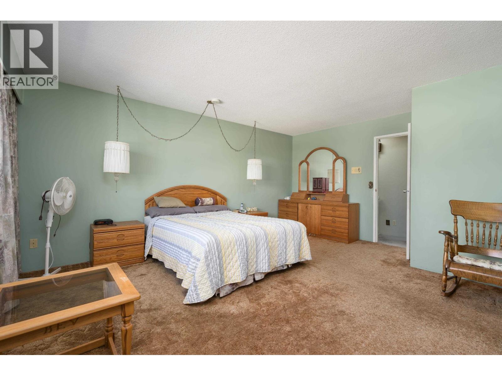 8611 Rideau Drive, Richmond, British Columbia  V7A 4M6 - Photo 11 - R3155493