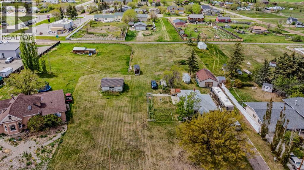 254 N 200 W, Raymond, Alberta  T0K 2S0 - Photo 5 - A2315453