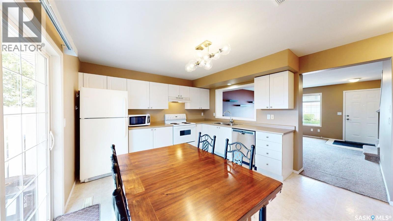 13 809 Kristjanson Road, Saskatoon, Saskatchewan  S7S 1M8 - Photo 6 - SK045505