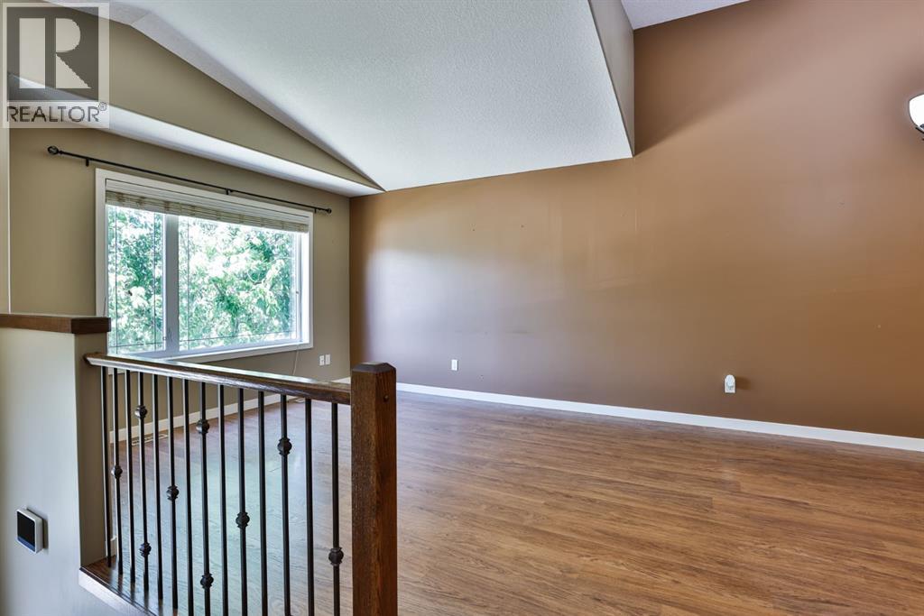 215 Haru Moriyama Place N, Lethbridge, Alberta  T1H 5W4 - Photo 4 - A2328962