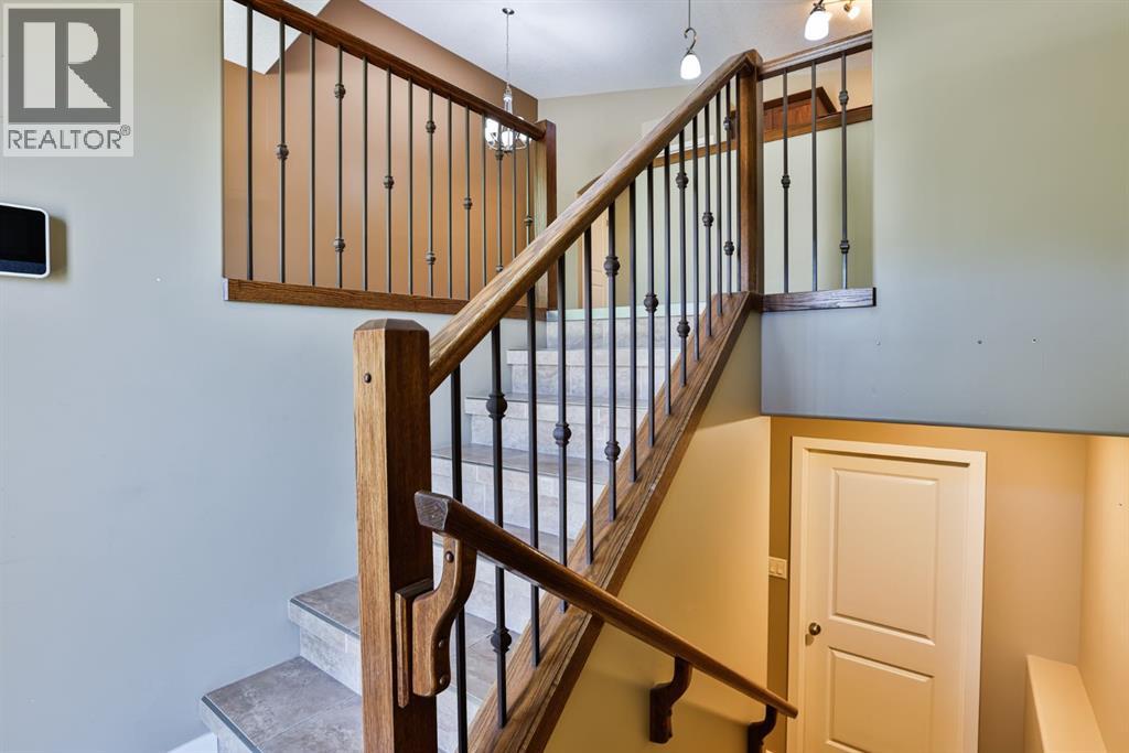 215 Haru Moriyama Place N, Lethbridge, Alberta  T1H 5W4 - Photo 11 - A2328962