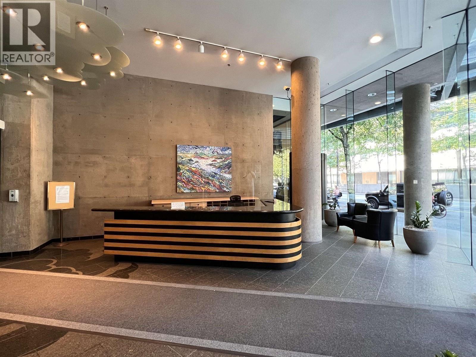 206 938 HOWE STREET, Vancouver, British Columbia