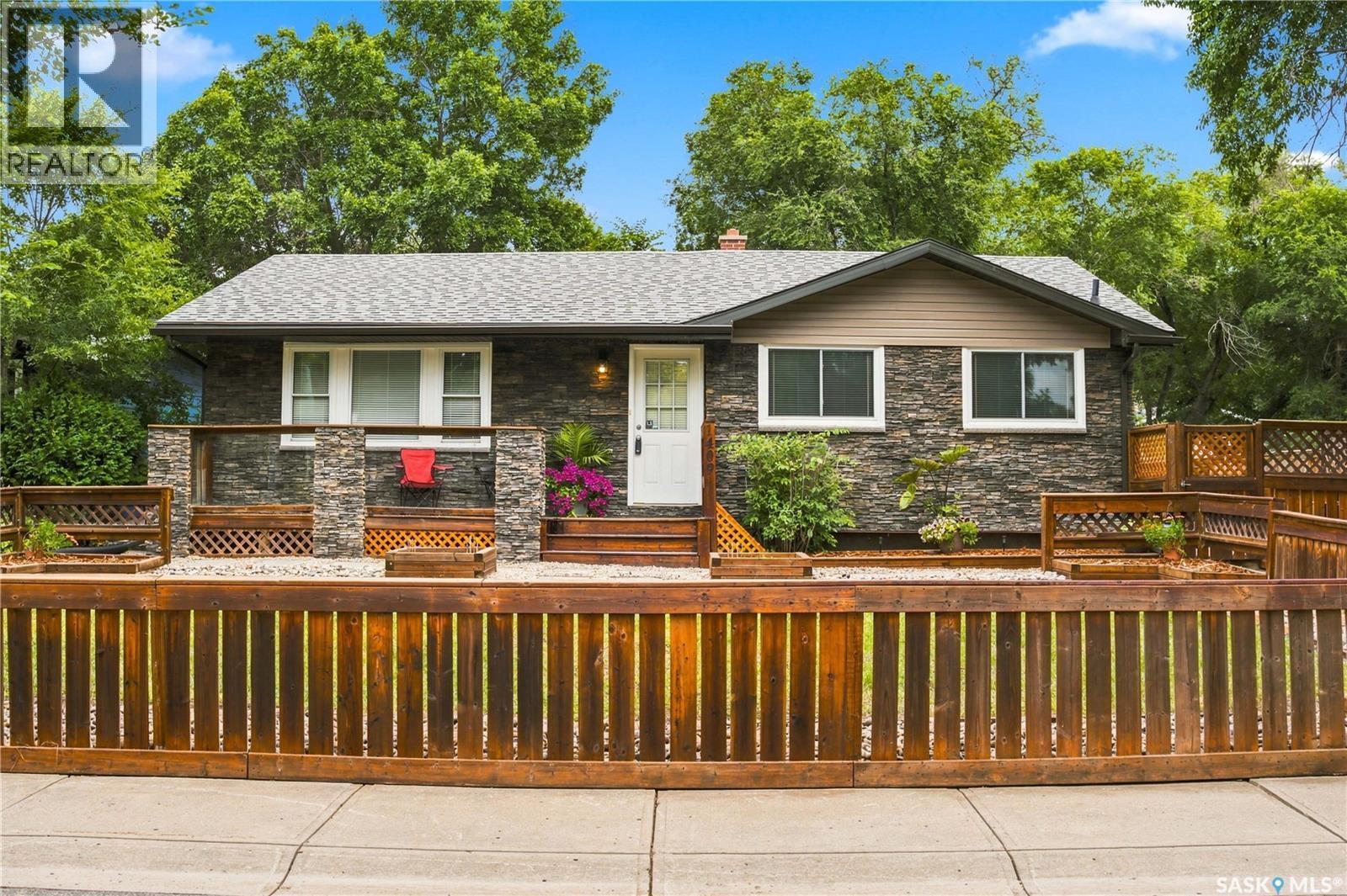1409 Shannon Road, Regina, Saskatchewan  S4S 5L4 - Photo 1 - SK045558
