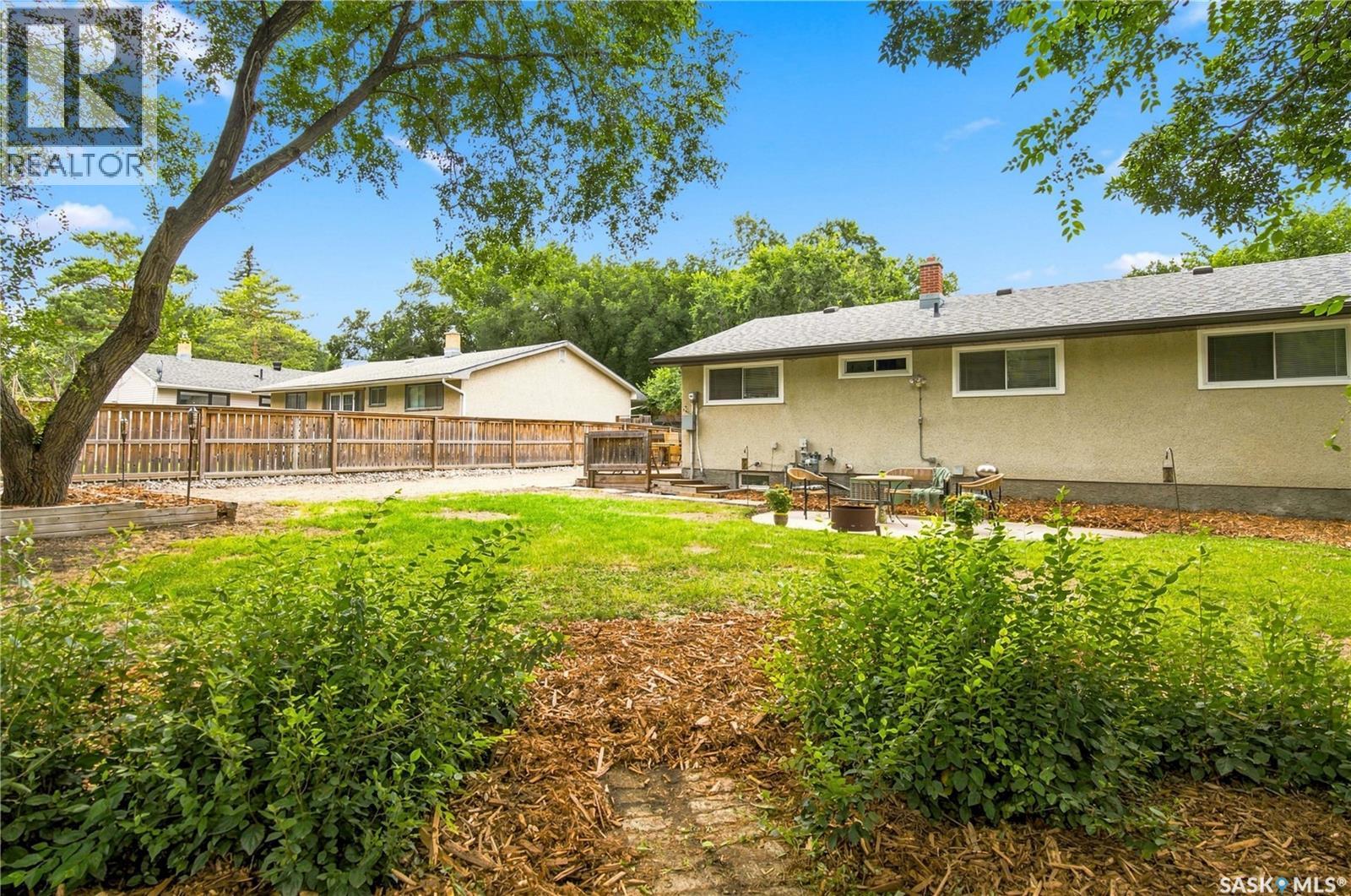 1409 Shannon Road, Regina, Saskatchewan  S4S 5L4 - Photo 13 - SK045558