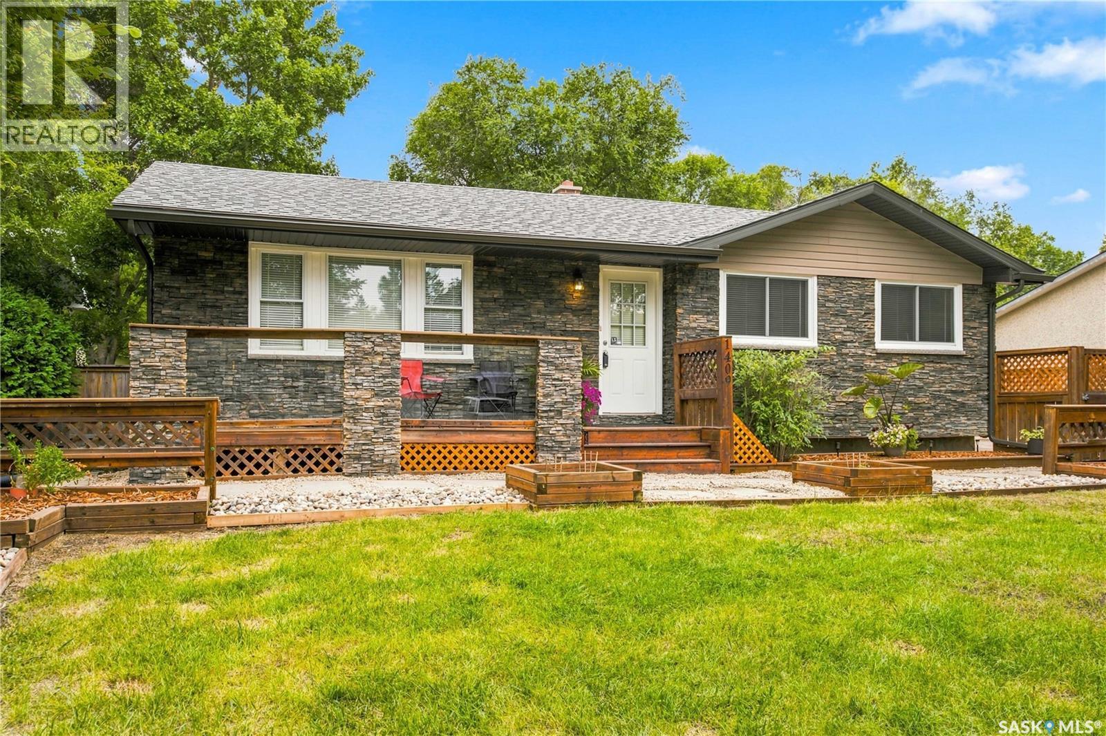 1409 Shannon Road, Regina, Saskatchewan  S4S 5L4 - Photo 3 - SK045558