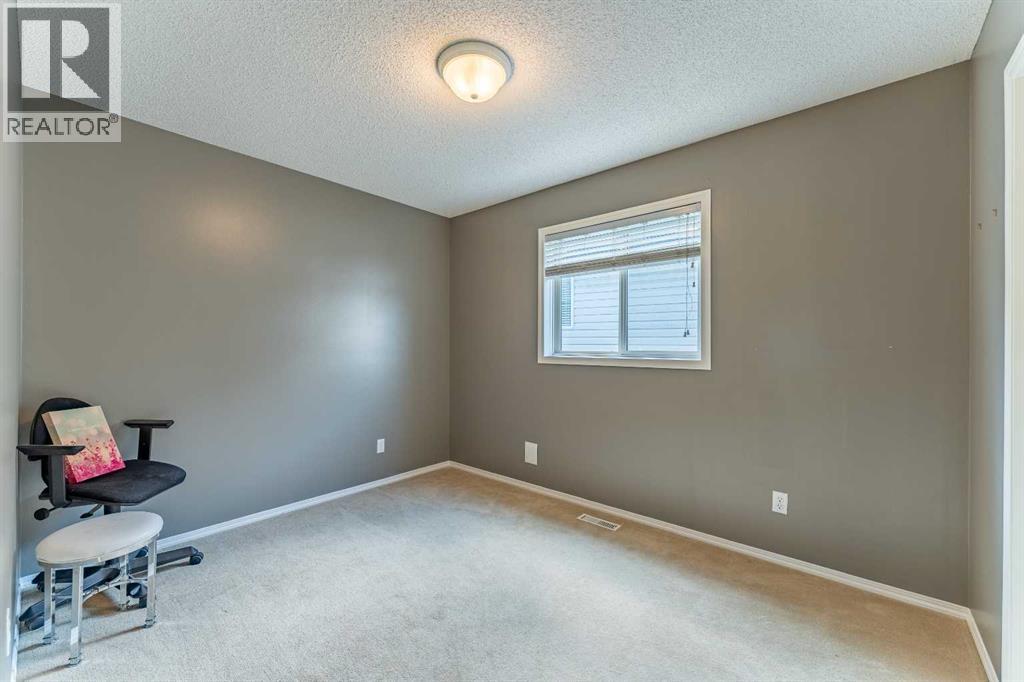 76 Cranfield Place Se, Calgary, Alberta  T3M 1B3 - Photo 17 - A2320295