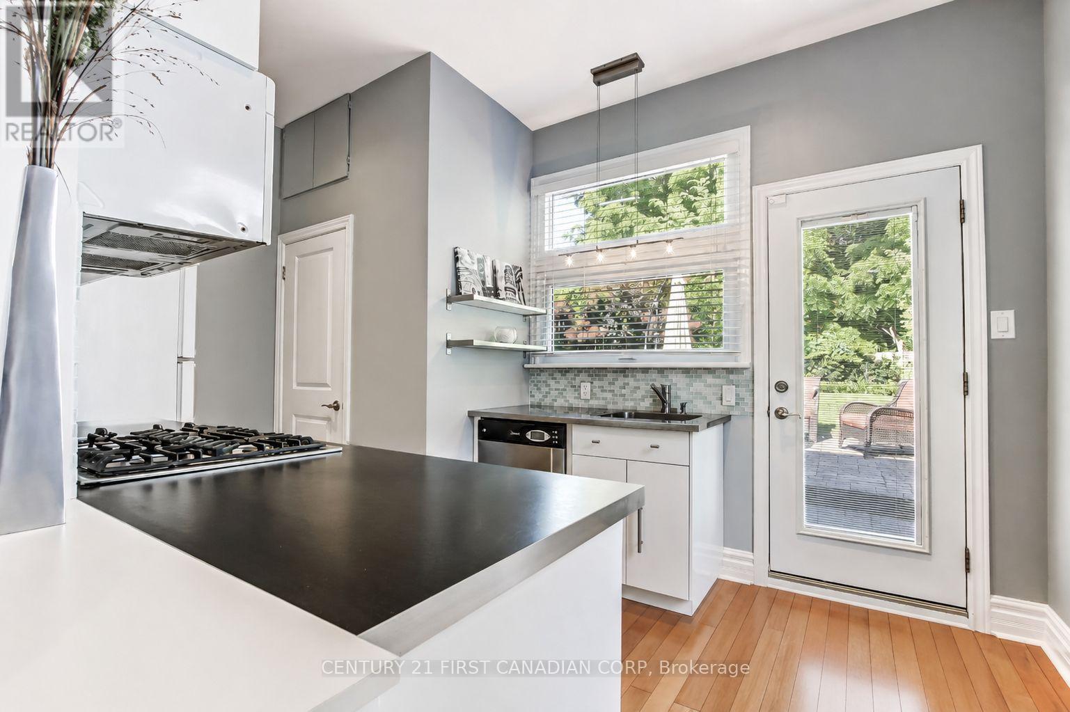 103 Edward Street, London South, Ontario  N6C 3H6 - Photo 8 - X13518152