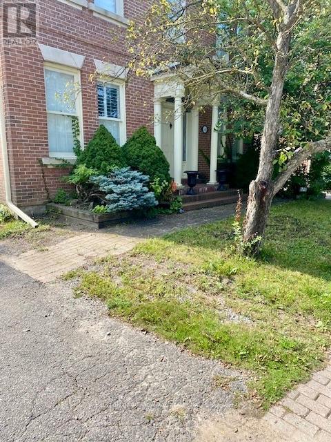 141 Regent Street, Richmond Hill, Ontario  L4C 9P1 - Photo 4 - N13631988