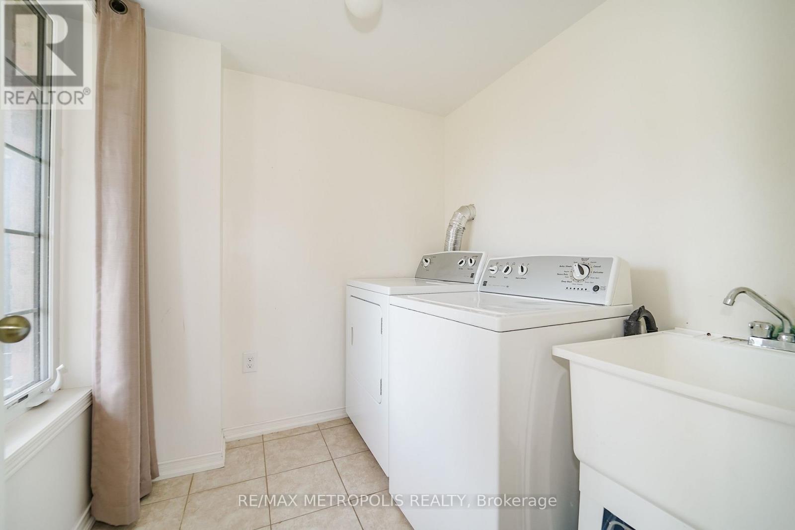 866 Audley Road, Ajax, Ontario  L1Z 1M4 - Photo 22 - E13667410
