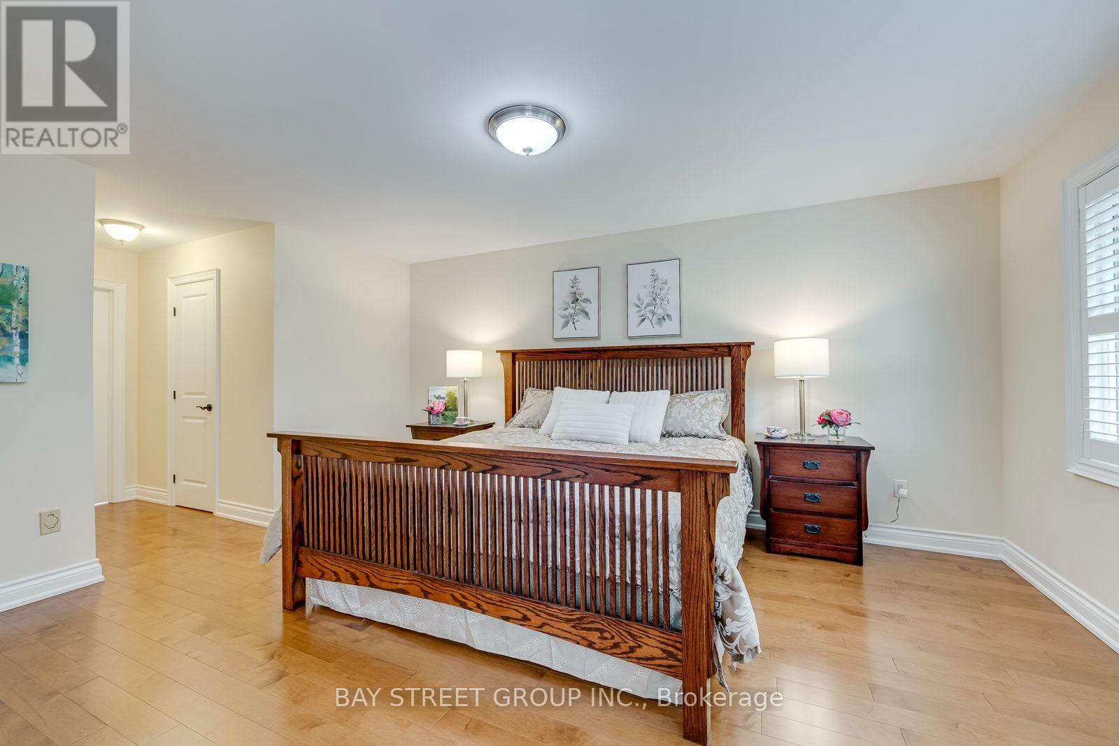 4177 Millcroft Park Drive, Burlington, Ontario  L7M 3V2 - Photo 25 - W13675796