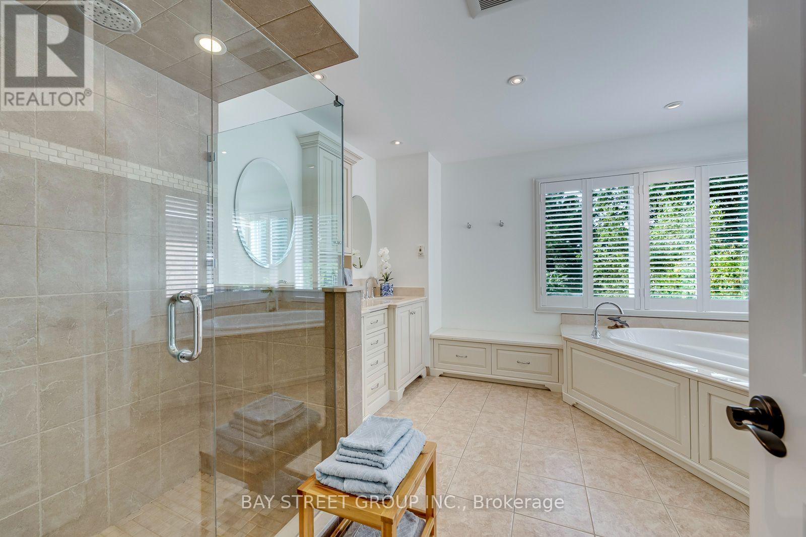 4177 Millcroft Park Drive, Burlington, Ontario  L7M 3V2 - Photo 27 - W13675796