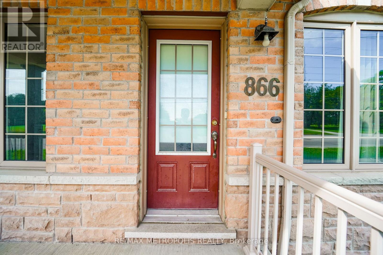 866 Audley Road, Ajax, Ontario  L1Z 1M4 - Photo 9 - E13667410