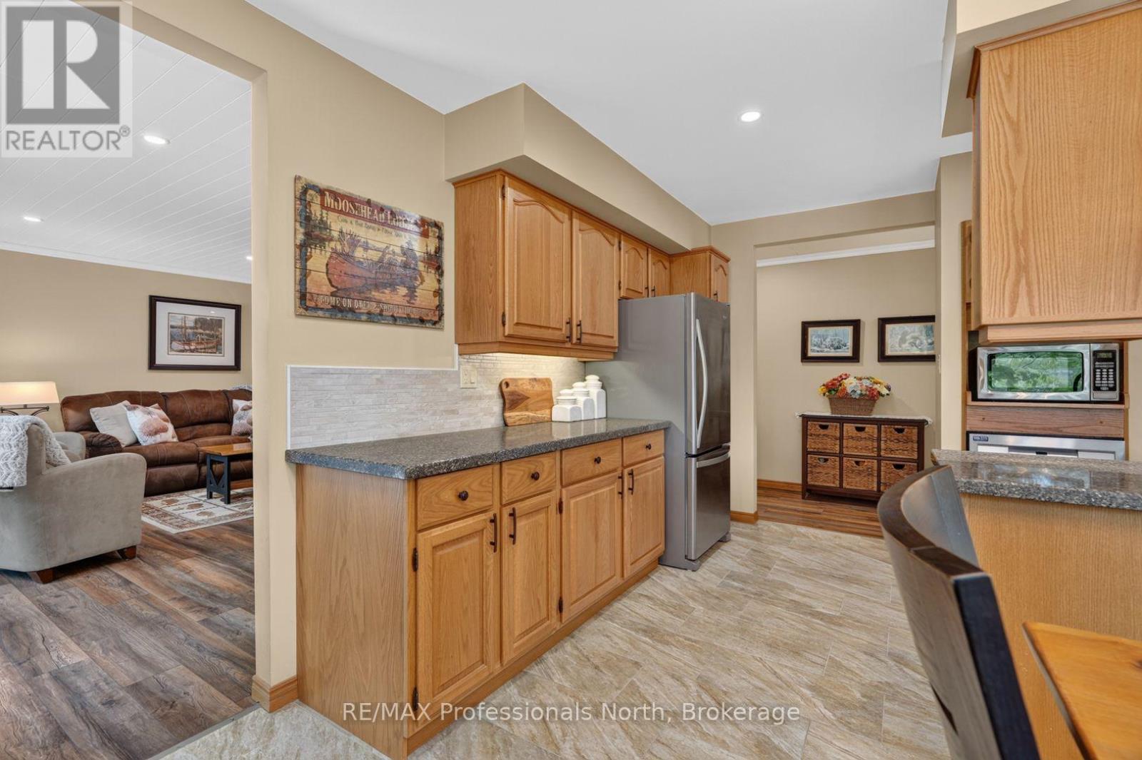 1208 Little Bob Lake Road, Minden Hills, Ontario  K0M 2K0 - Photo 13 - X13675880