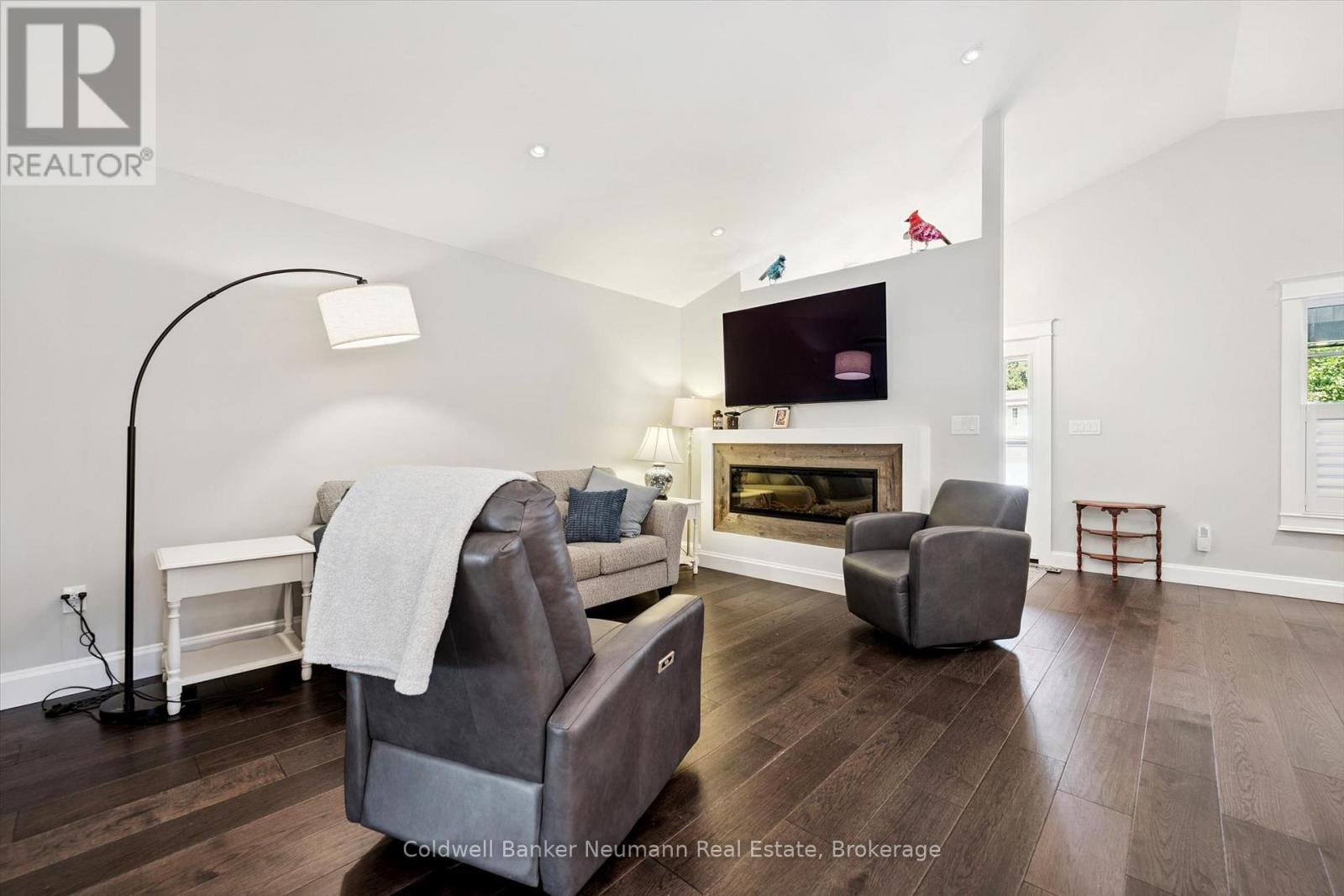 268 Glencoe Avenue, Centre Wellington, Ontario  N1M 3G3 - Photo 14 - X13675928