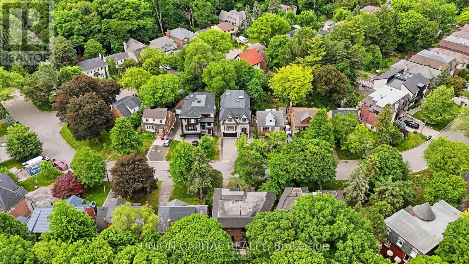 20 Walker Road, Toronto, Ontario  M2N 2K3 - Photo 4 - C13675874