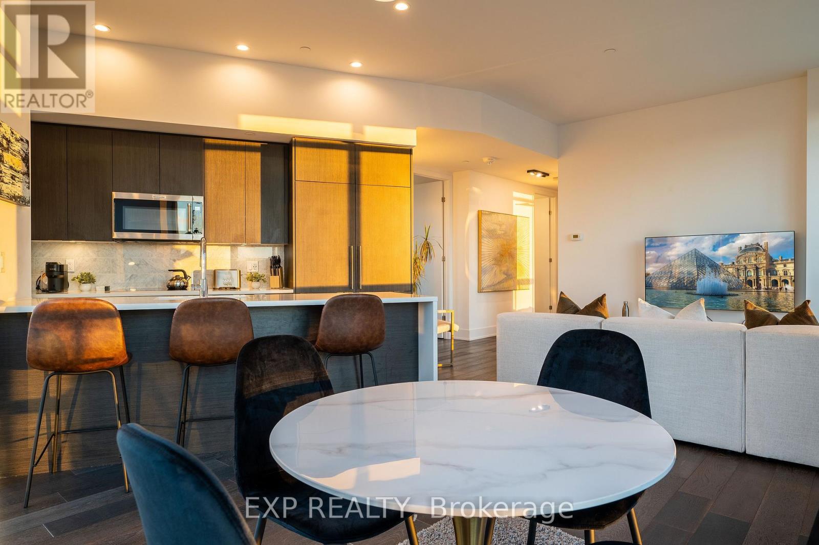 Ph03 - 38 Iannuzzi Street, Toronto, Ontario  M5V 0S2 - Photo 11 - C13675890