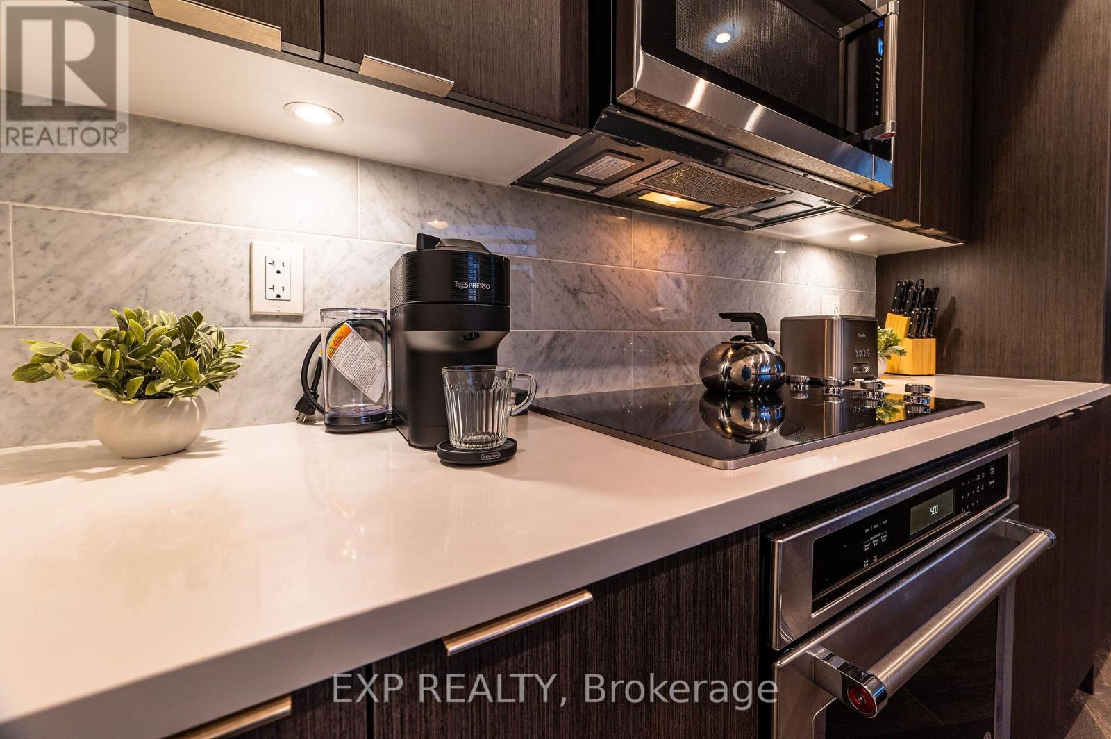 Ph03 - 38 Iannuzzi Street, Toronto, Ontario  M5V 0S2 - Photo 15 - C13675890