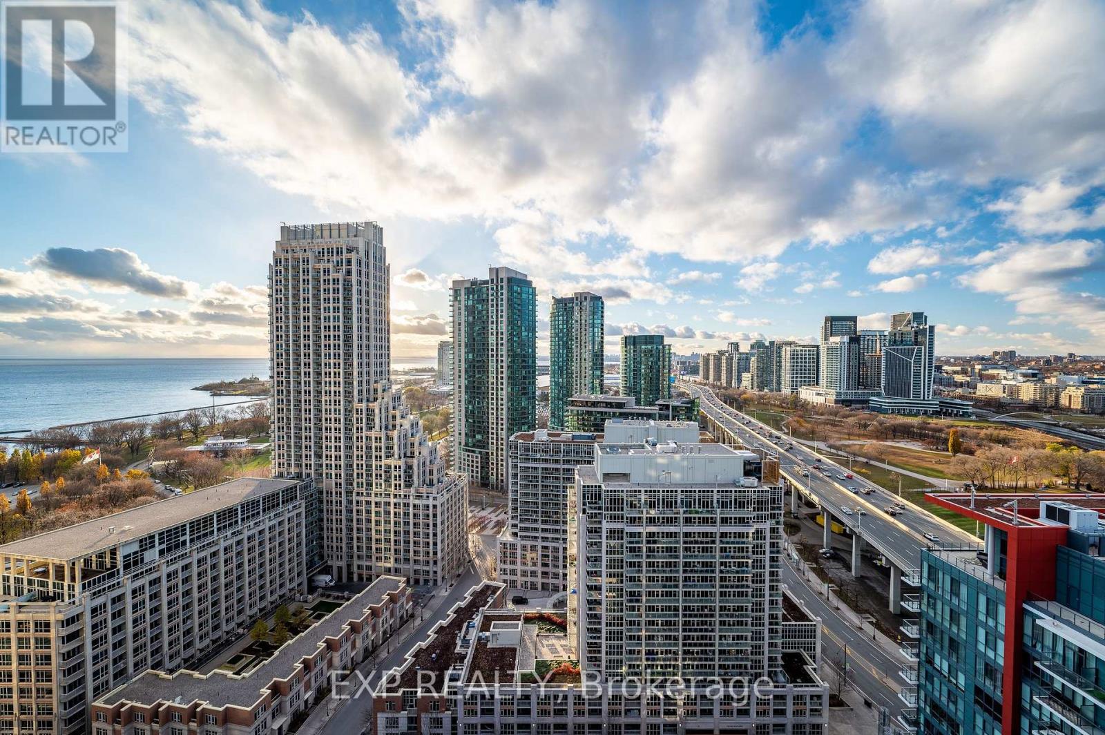 Ph03 - 38 Iannuzzi Street, Toronto, Ontario  M5V 0S2 - Photo 27 - C13675890