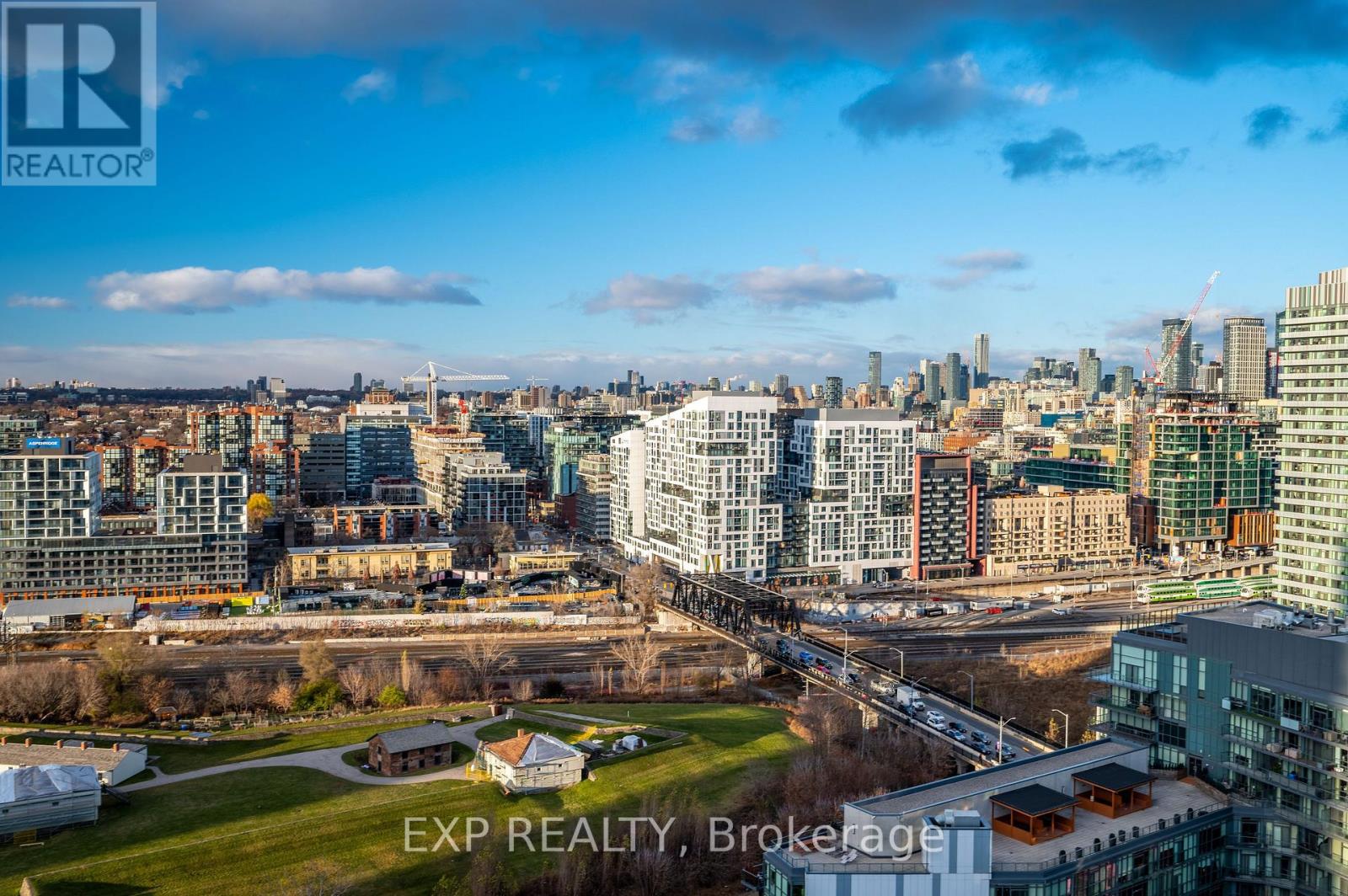 Ph03 - 38 Iannuzzi Street, Toronto, Ontario  M5V 0S2 - Photo 29 - C13675890