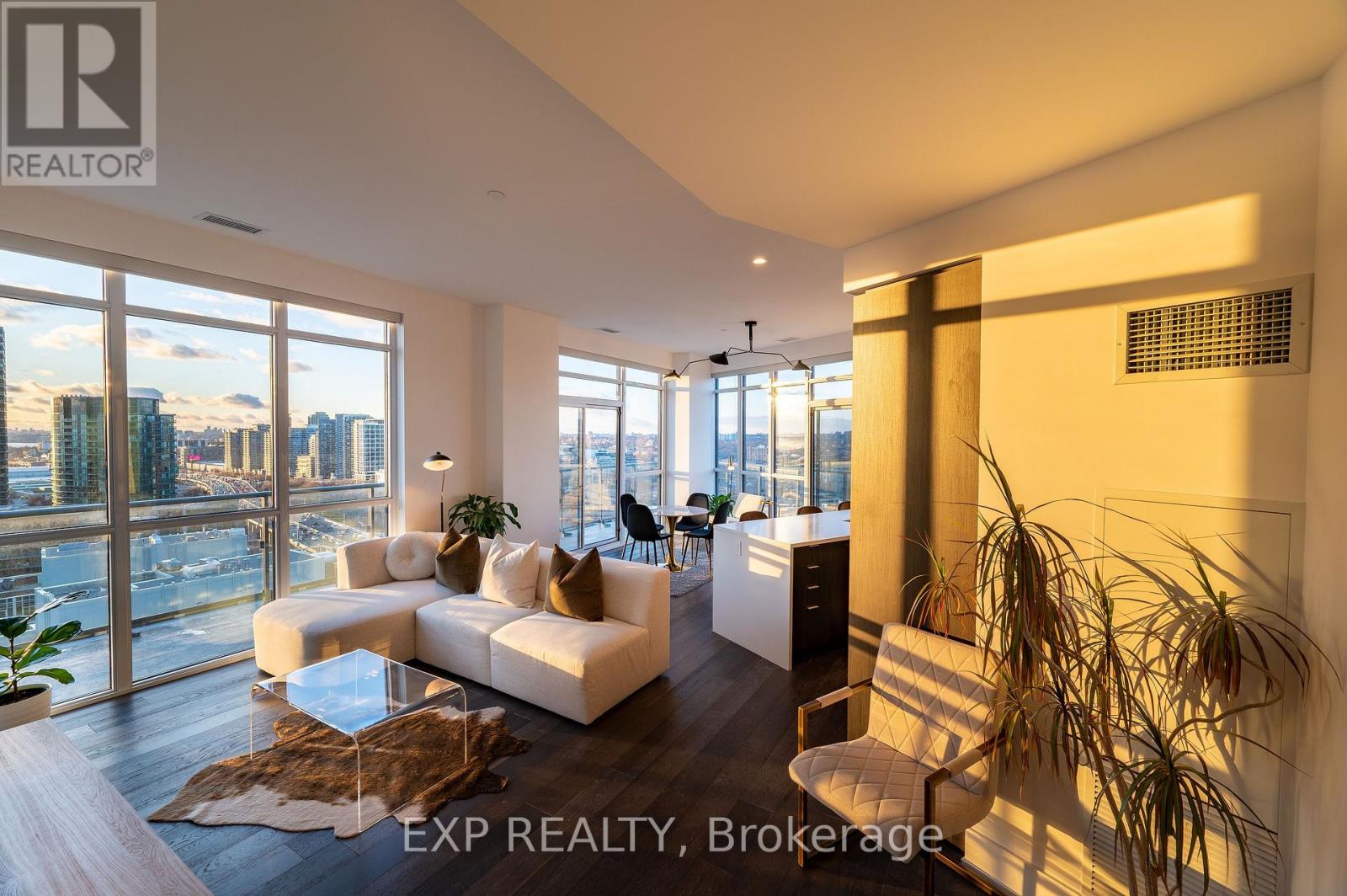 Ph03 - 38 Iannuzzi Street, Toronto, Ontario  M5V 0S2 - Photo 6 - C13675890