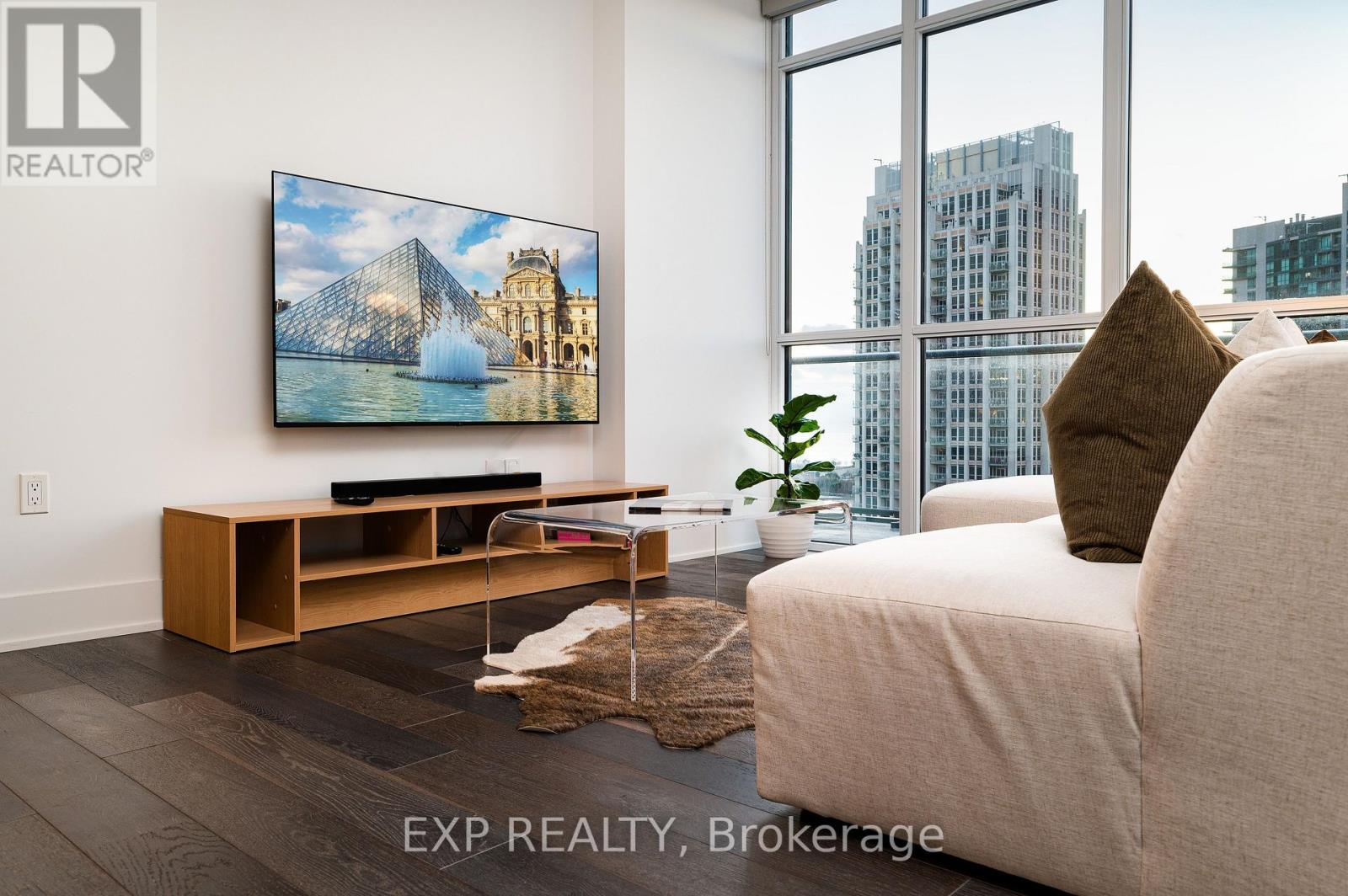 Ph03 - 38 Iannuzzi Street, Toronto, Ontario  M5V 0S2 - Photo 7 - C13675890
