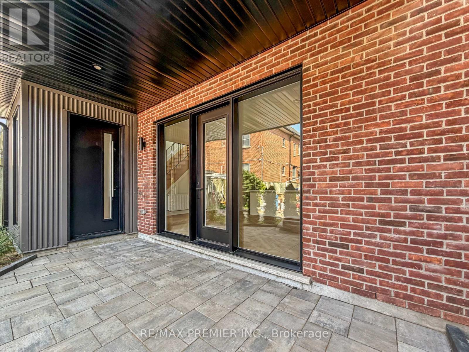 Garden Suite - 757 Dufferin Street, Toronto, Ontario  M6H 3K5 - Photo 19 - C13675900