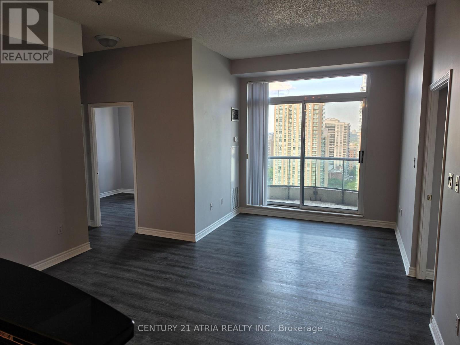 2502 - 7 LORRAINE DRIVE