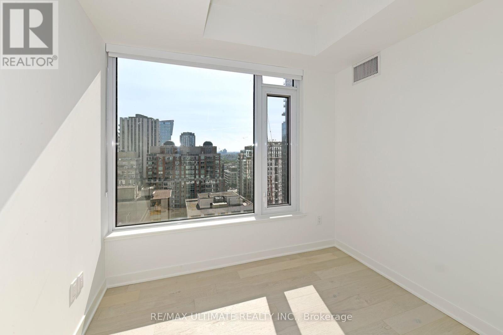 1713 - 11 Yorkville Avenue, Toronto, Ontario  M4W 0B7 - Photo 13 - C13675940