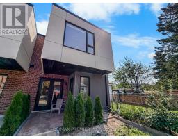 GARDEN SUITE - 755 DUFFERIN STREET, Toronto, Ontario