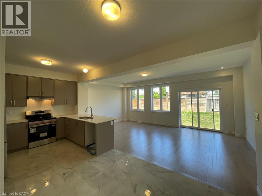 338 Robert Woolner Street, Ayr, Ontario  N0B 1E0 - Photo 10 - 40847616