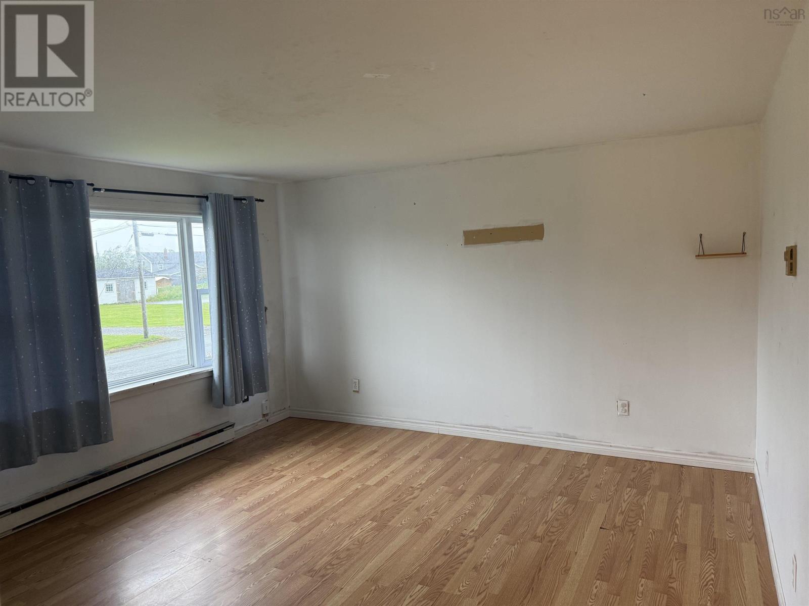 384 Fourteenth Street, New Waterford, Nova Scotia  B1H 4V8 - Photo 7 - 202618584