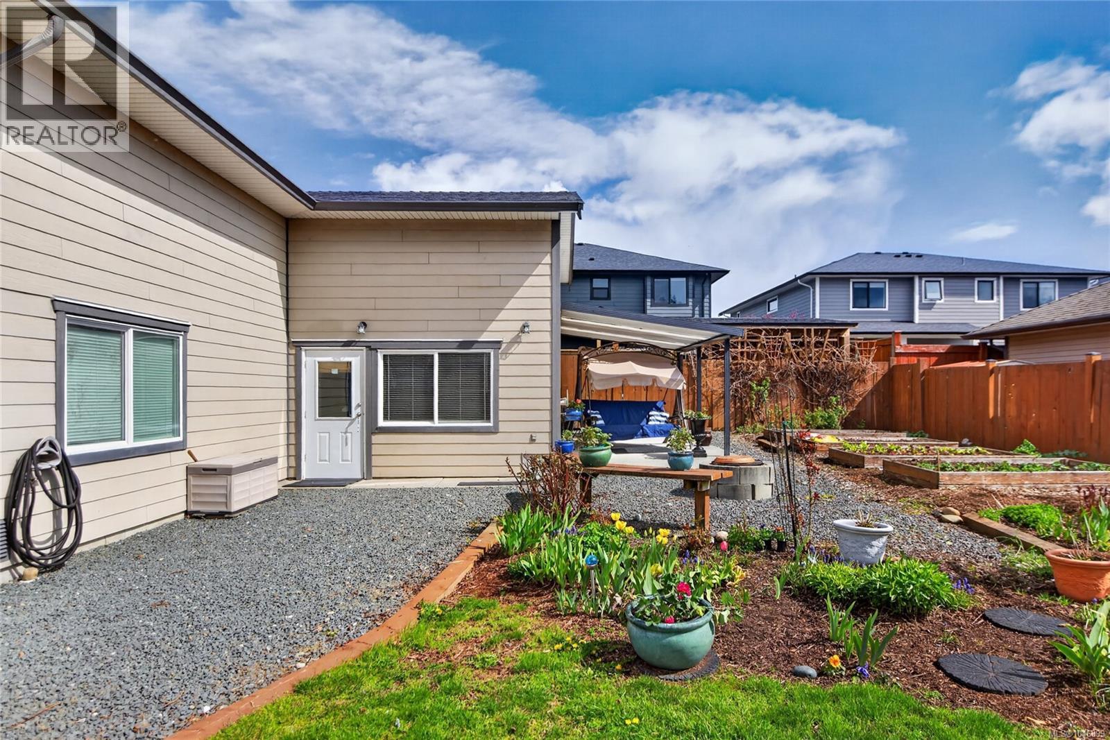726 Cameleon Dr, Campbell River, British Columbia  V9H 0A7 - Photo 65 - 1046899
