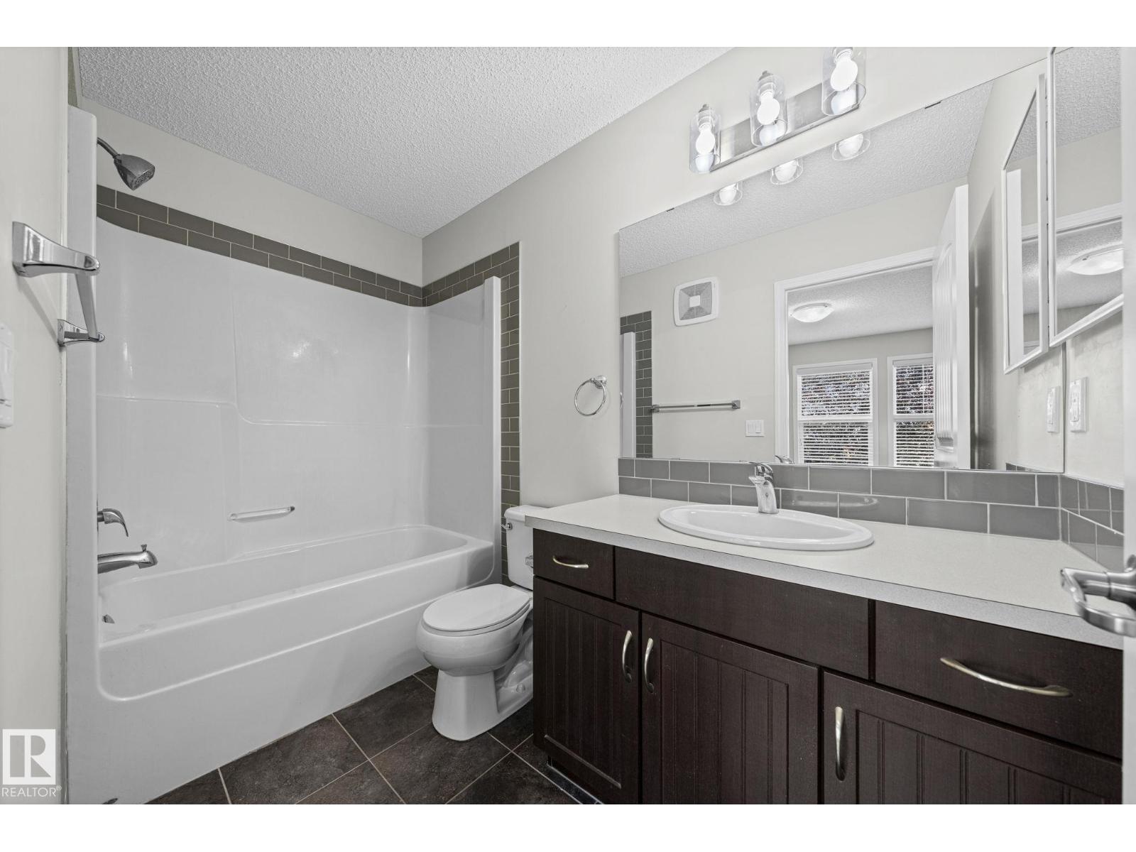 picture 24
